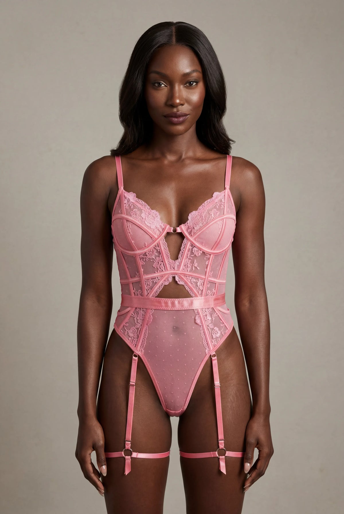Body in pizzo con giarrettiera - AUDACE Rosa